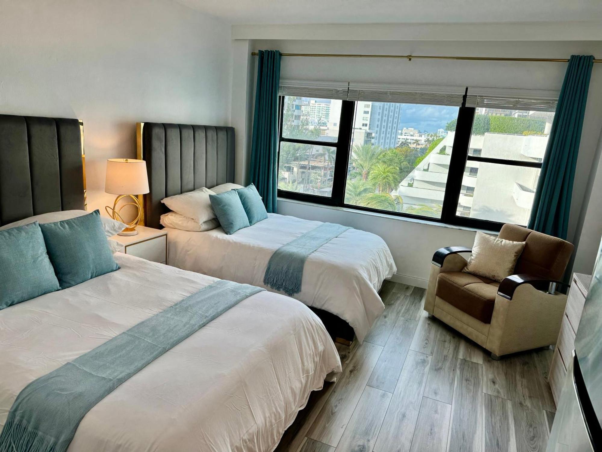 Directly On The Beach With Pool & Parking Miami Beach Bagian luar foto