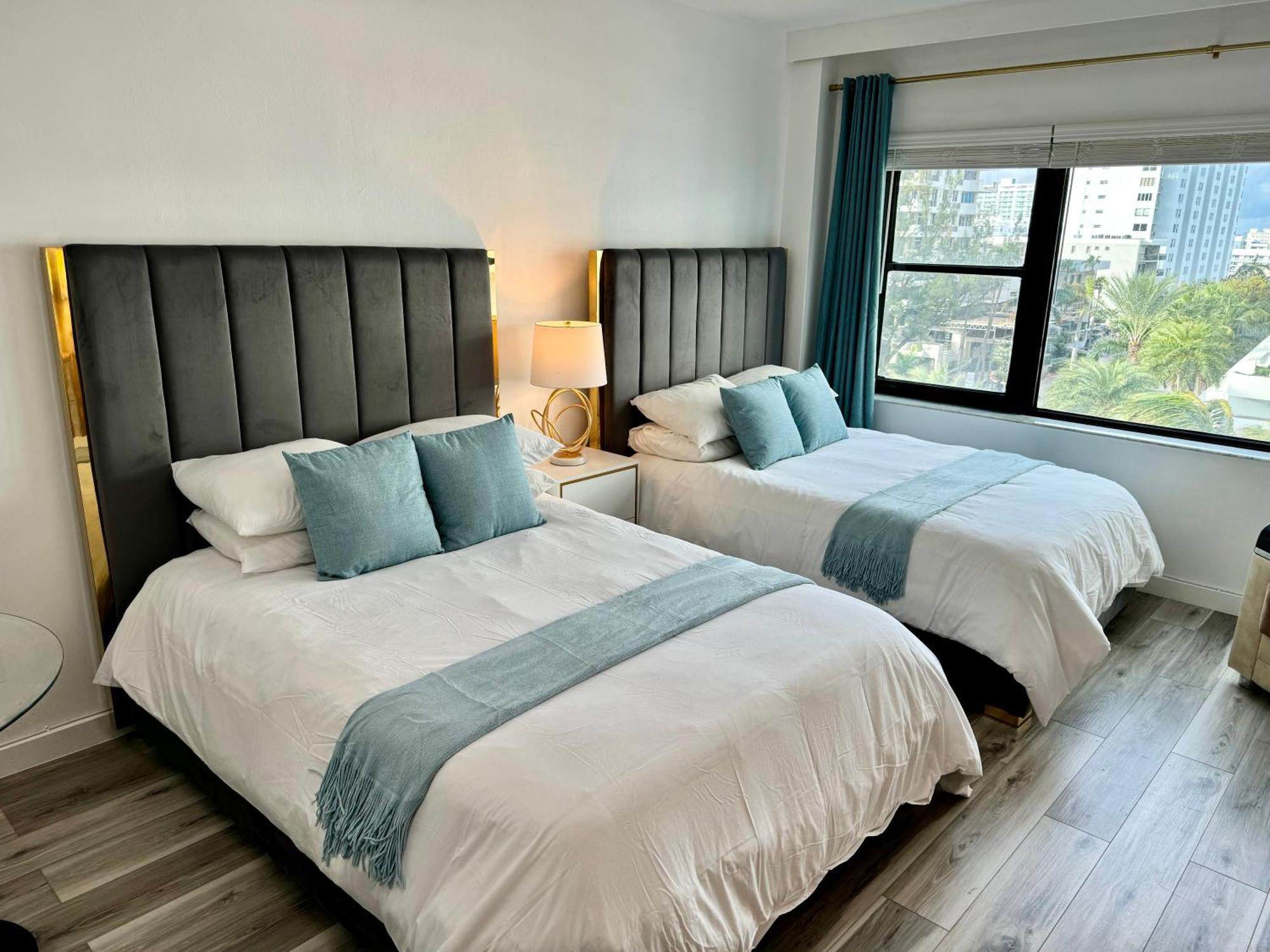 Directly On The Beach With Pool & Parking Miami Beach Bagian luar foto