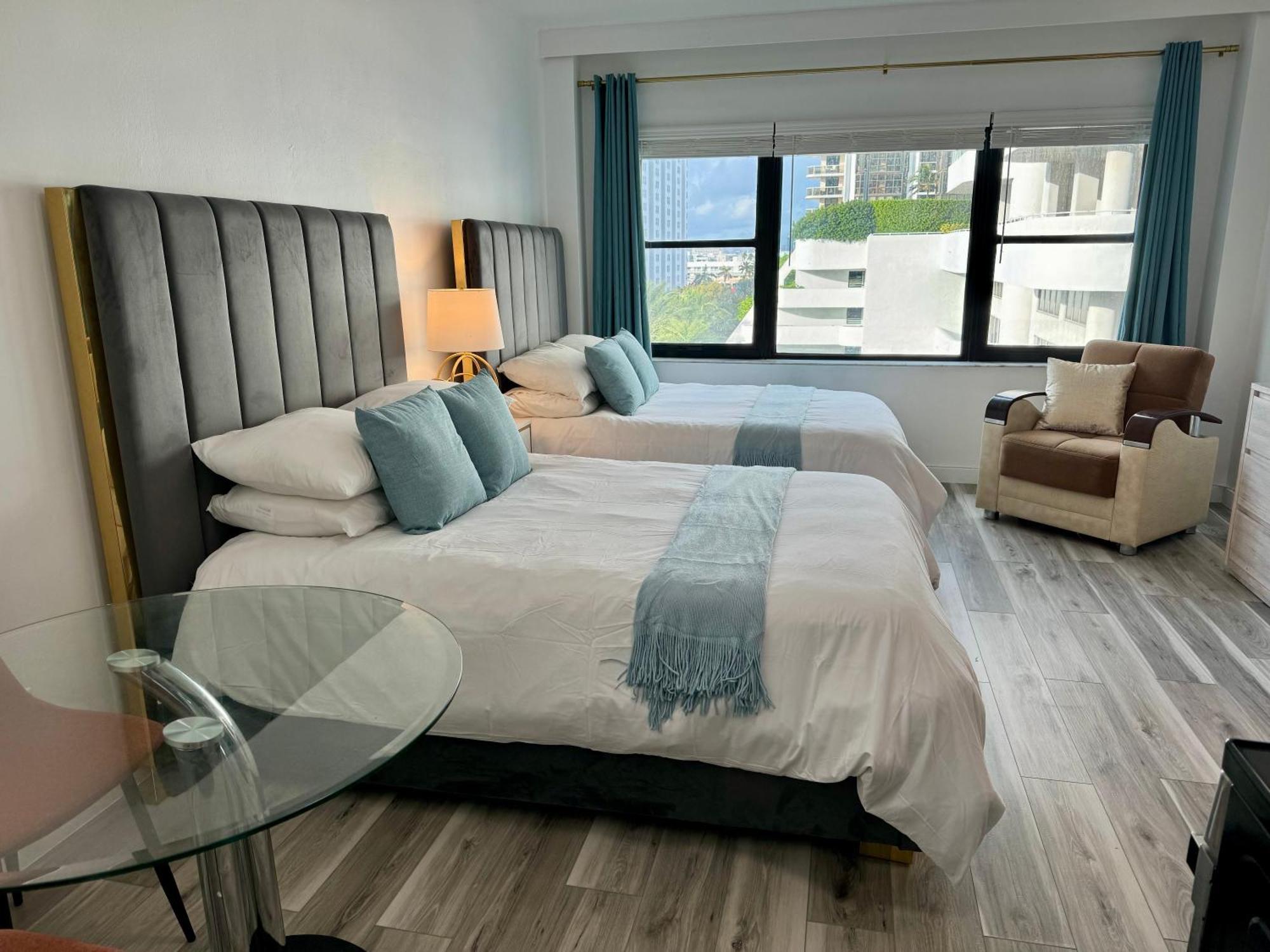 Directly On The Beach With Pool & Parking Miami Beach Bagian luar foto