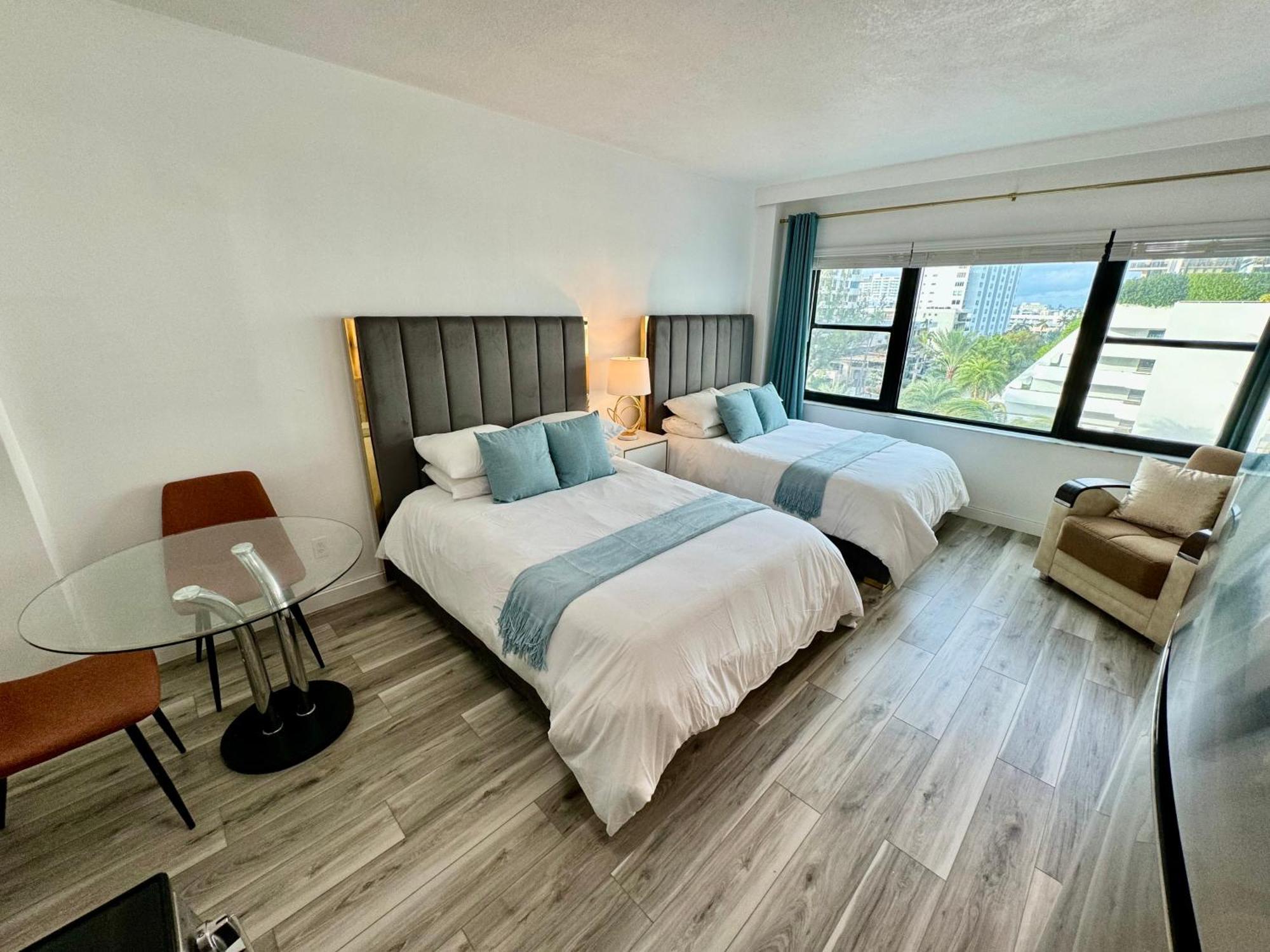 Directly On The Beach With Pool & Parking Miami Beach Bagian luar foto