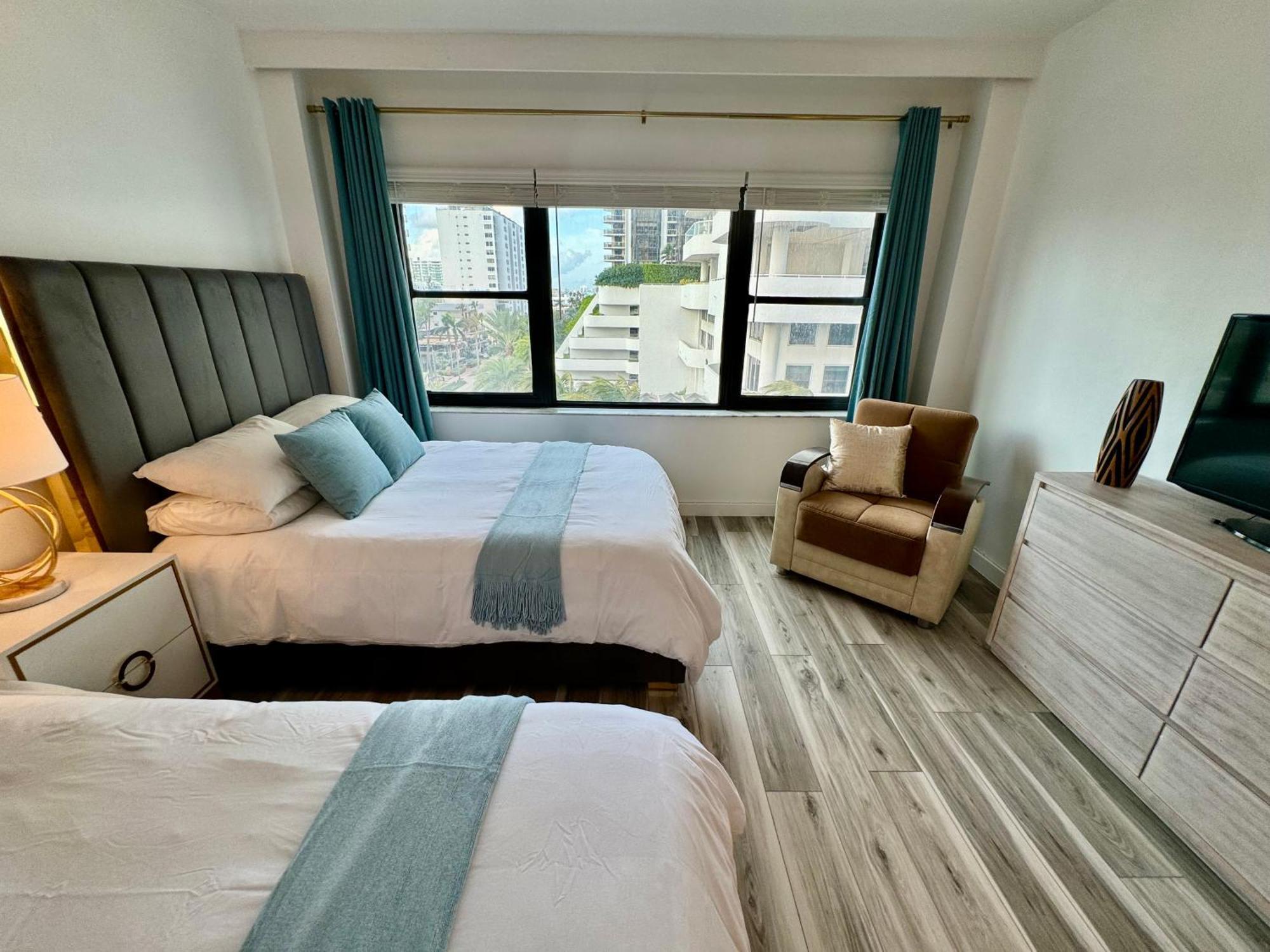 Directly On The Beach With Pool & Parking Miami Beach Bagian luar foto