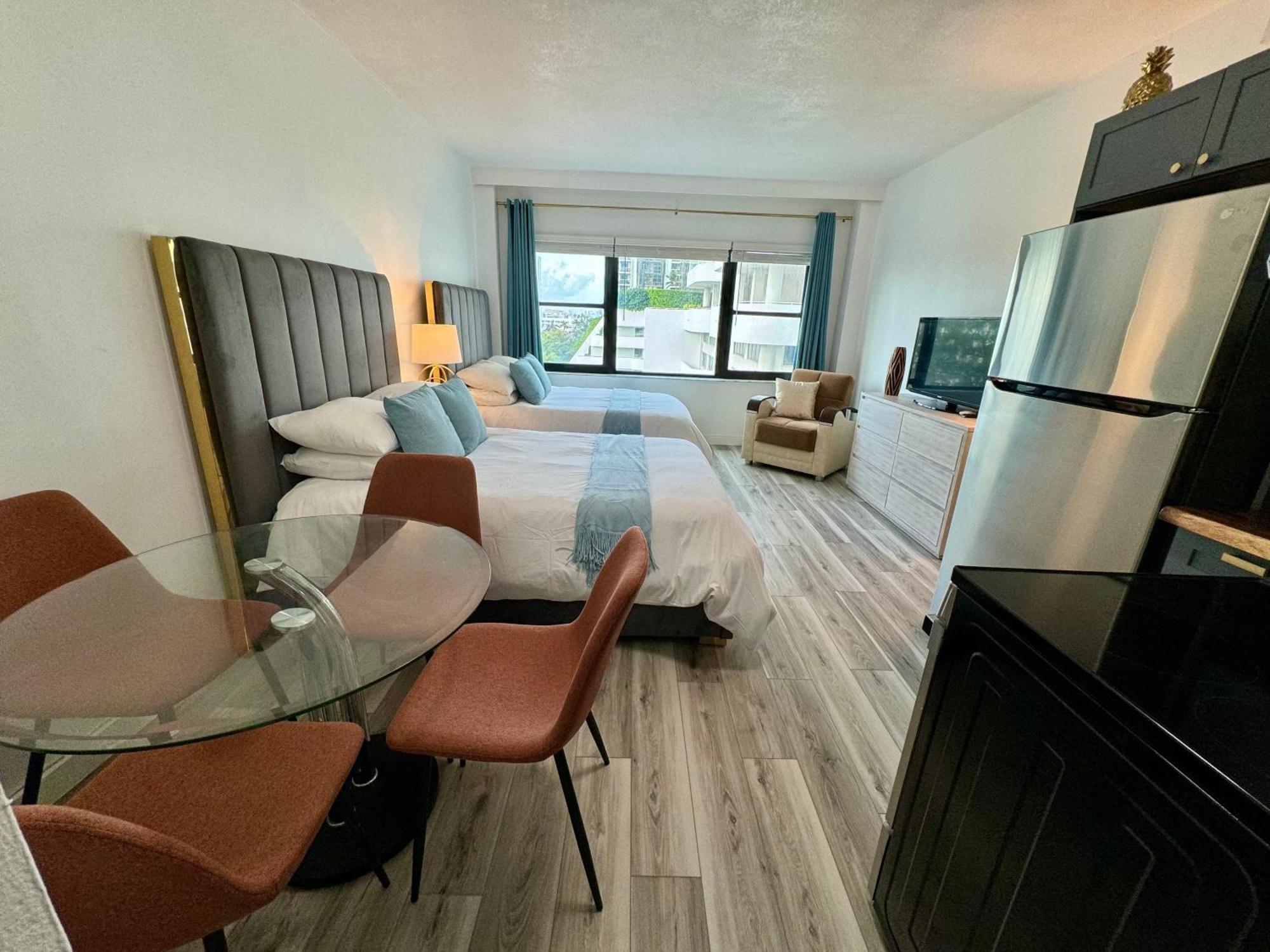 Directly On The Beach With Pool & Parking Miami Beach Bagian luar foto